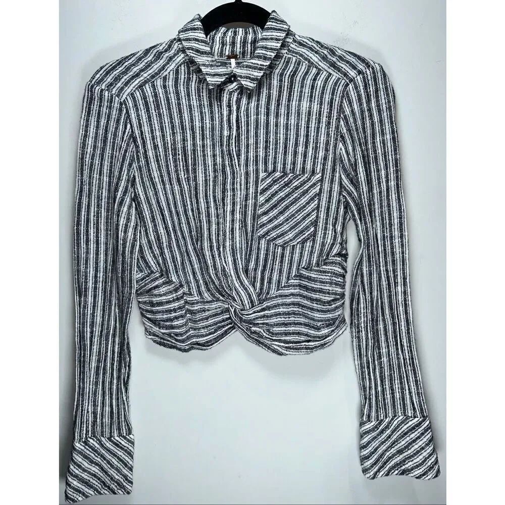 Free People Lust for Life Long Sleeve Crop Top size XS